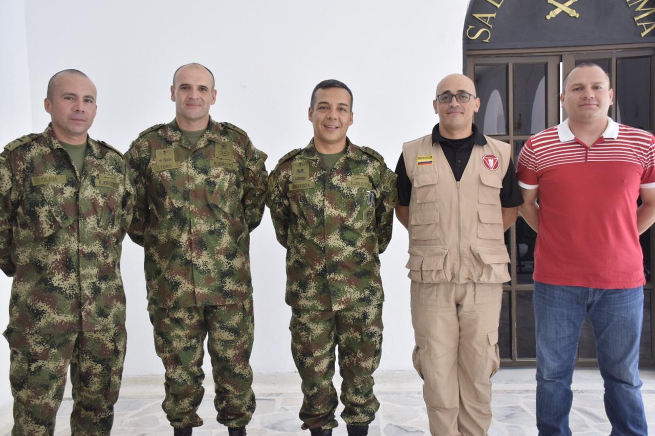 Teniente Coronel Carlos Alberto Olaya; Teniente Coronel Juan Gabriel Toro; Coronel Jhonny Bautista, Comandante de la IX Brigada;  Teniente Coronel Luis Enrique Gonzales y  Mayor Edwin Moreno Bolaños.